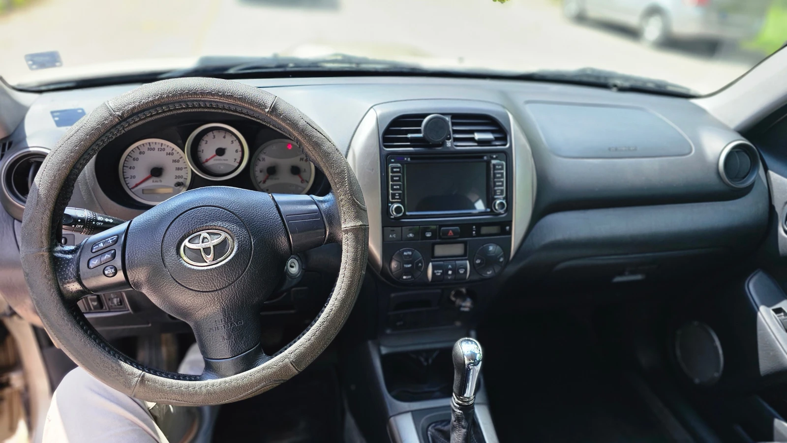 Toyota Rav4 Facelift, снимка 11 - Автомобили и джипове - 54389341