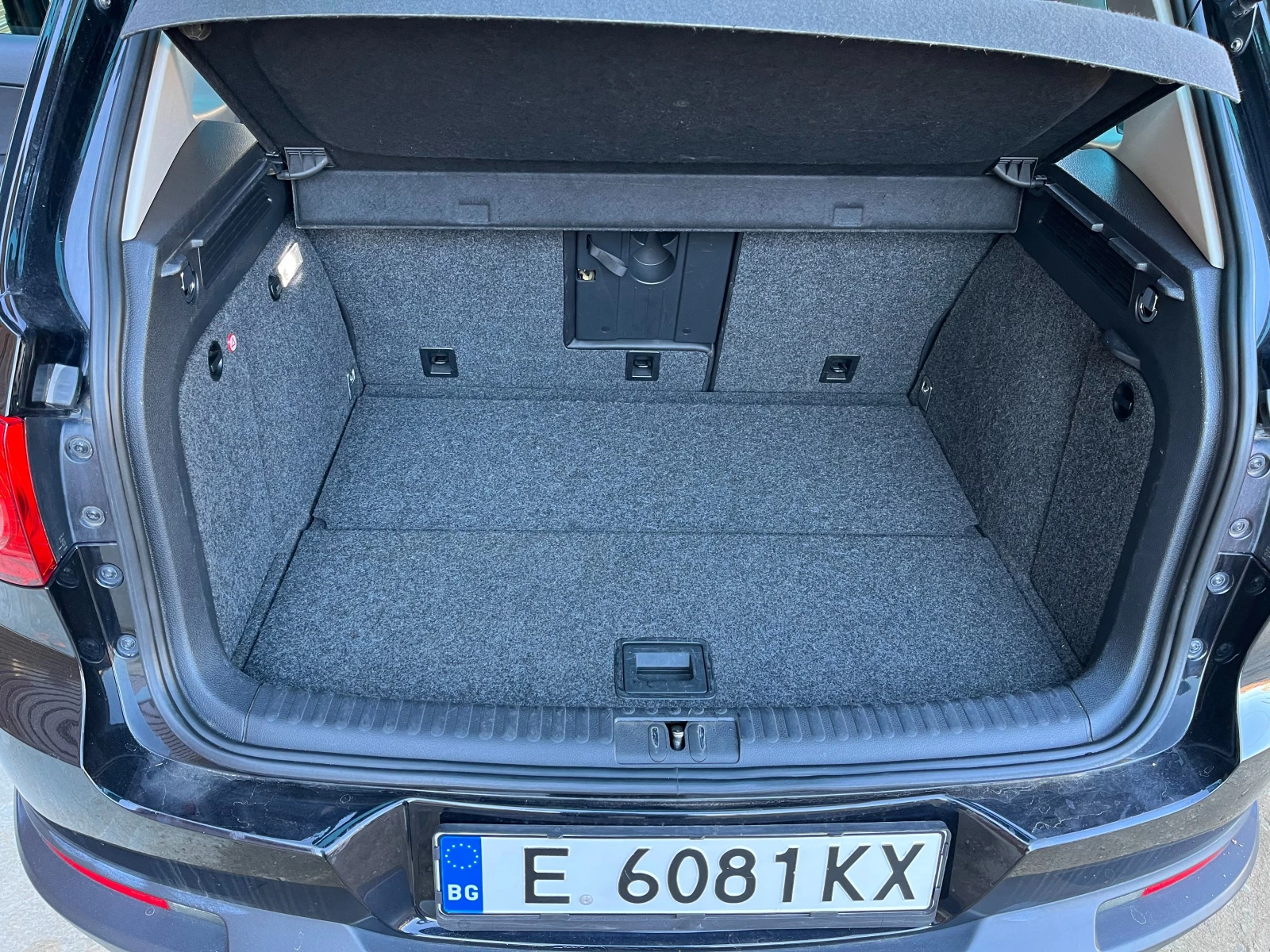 VW Tiguan VW Tiguan 2.0 TDI HIGHLINE 4MOTION /4x4/, снимка 15 - Автомобили и джипове - 54657453