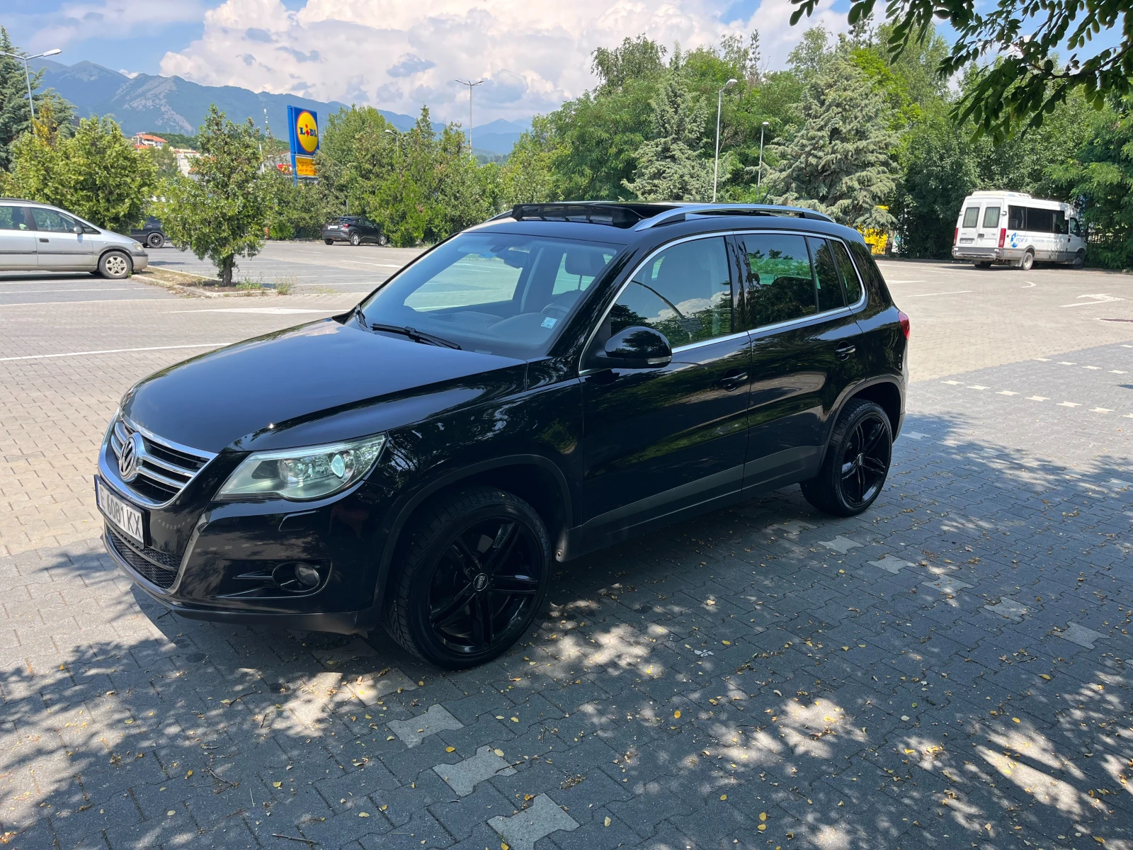 VW Tiguan VW Tiguan 2.0 TDI HIGHLINE 4MOTION /4x4/, снимка 2 - Автомобили и джипове - 54657453