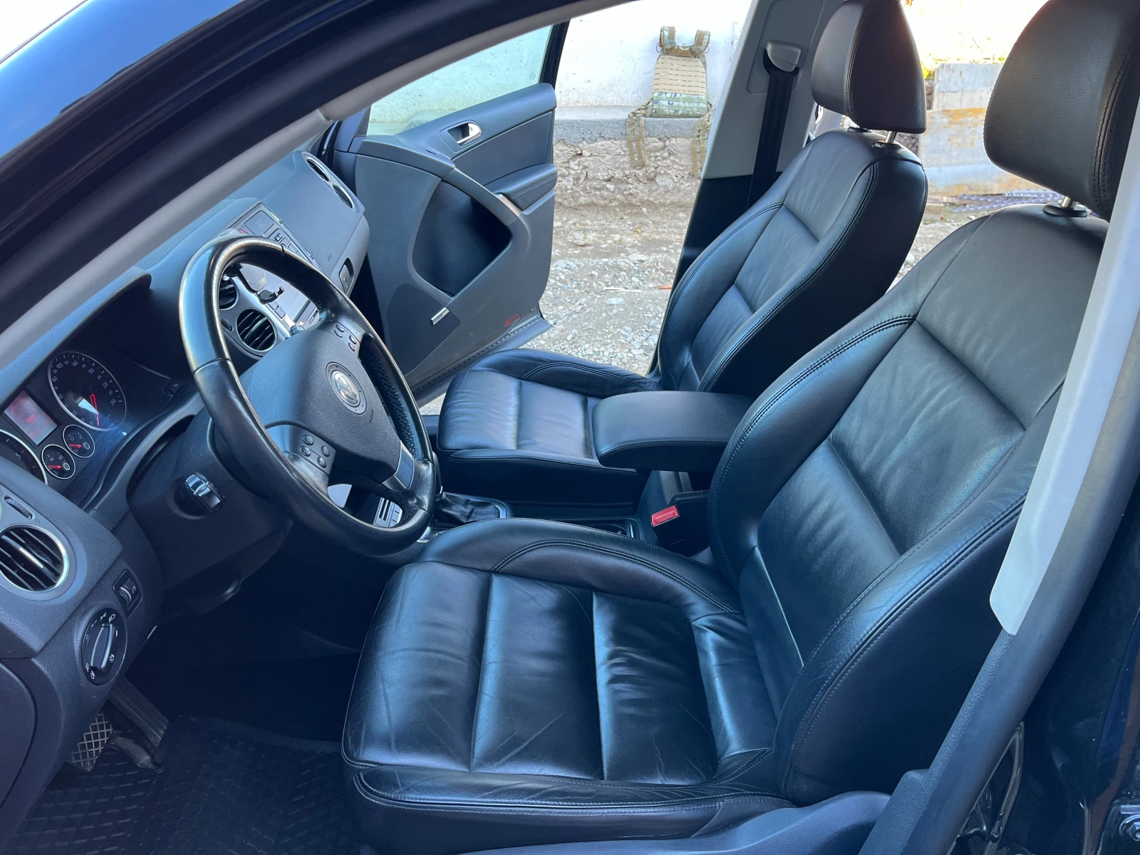 VW Tiguan VW Tiguan 2.0 TDI HIGHLINE 4MOTION /4x4/, снимка 6 - Автомобили и джипове - 54657453