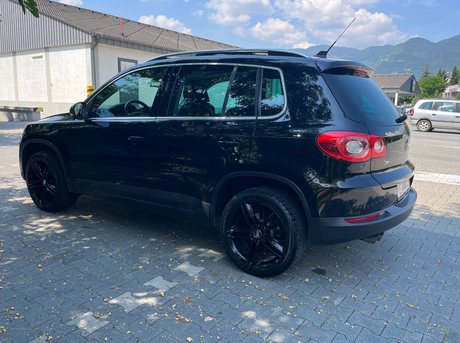 VW Tiguan VW Tiguan 2.0 TDI HIGHLINE 4MOTION /4x4/, снимка 4 - Автомобили и джипове - 54657453