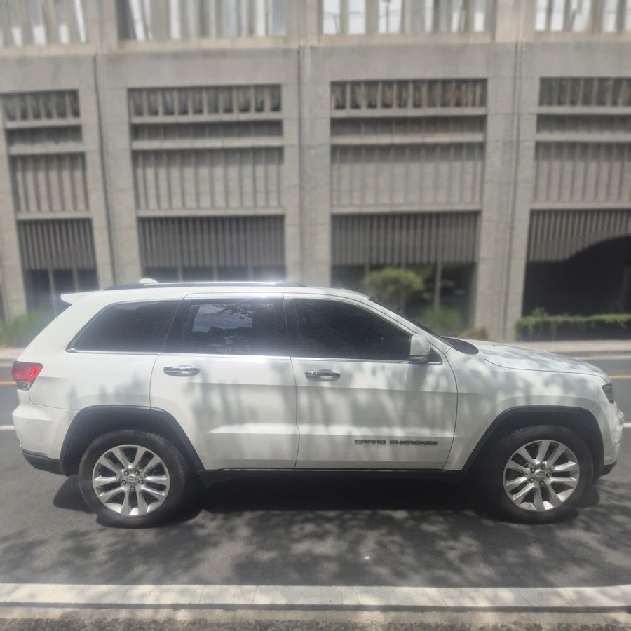 Jeep Grand cherokee 119ХИЛ.КМ!!! , снимка 3 - Автомобили и джипове - 55126614