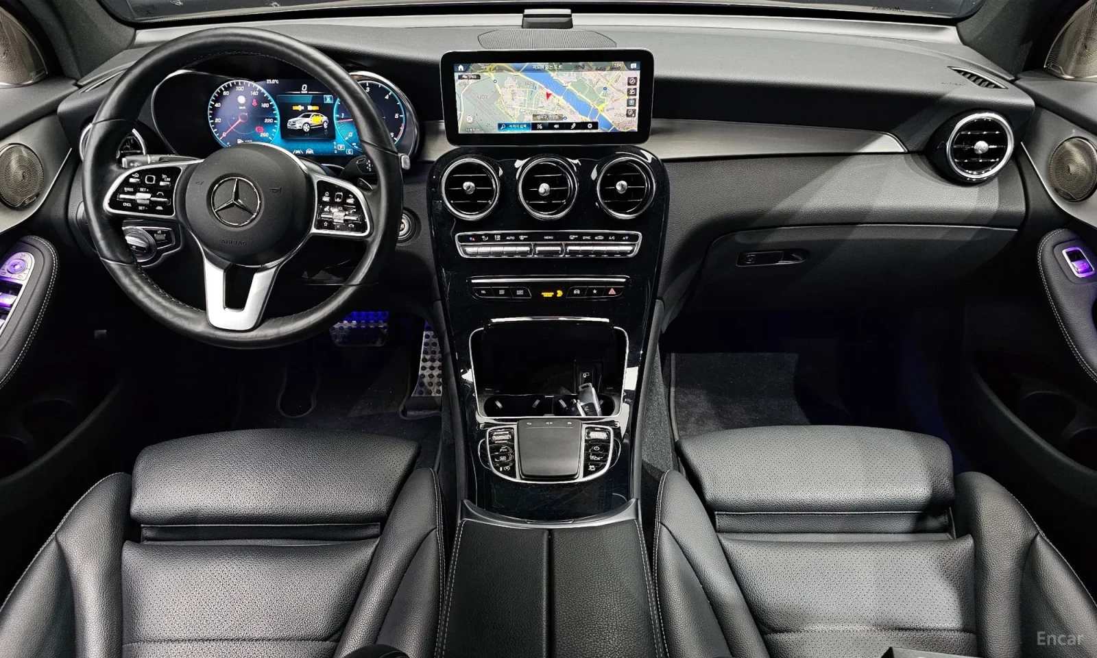 Mercedes-Benz GLC 220, снимка 7 - Автомобили и джипове - 55282634