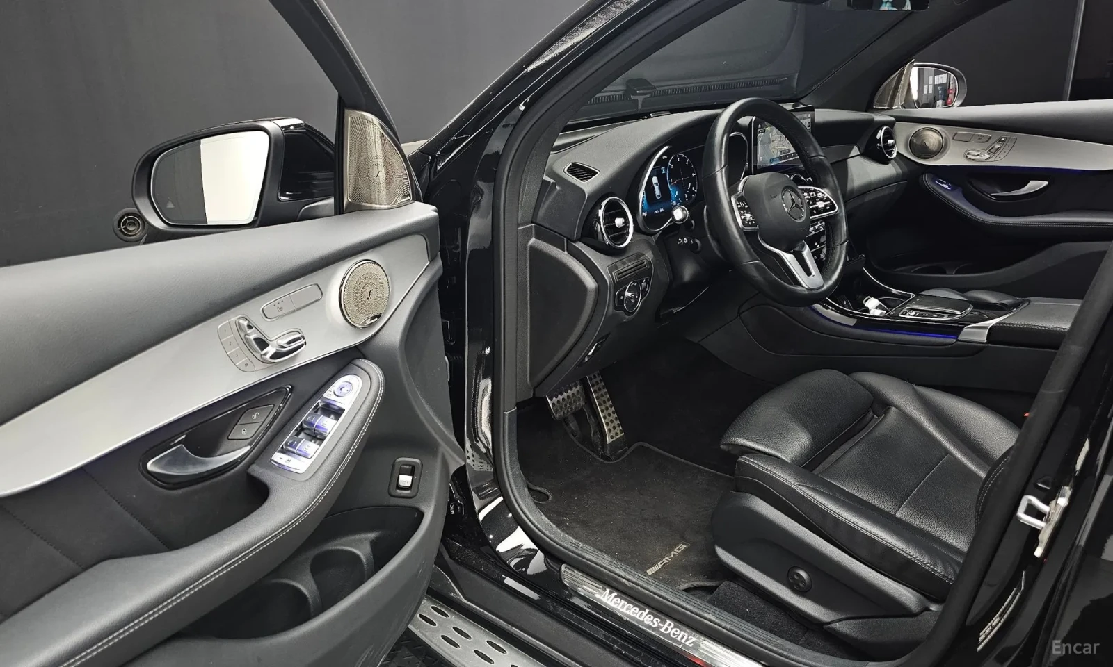 Mercedes-Benz GLC 220, снимка 11 - Автомобили и джипове - 55282634