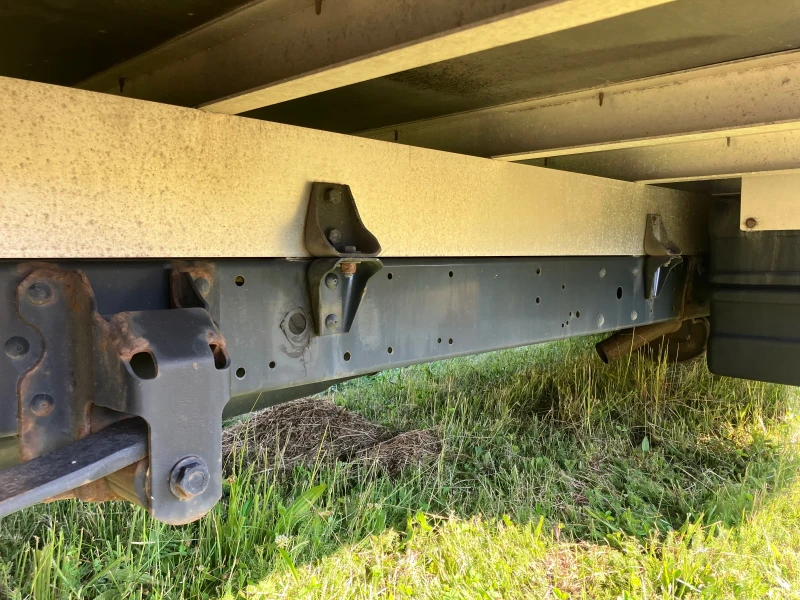 Iveco 35S18 35S17 Борд Климатик Фургон 4.10M МЕЖДУОСИЕ 2.48H, снимка 11 - Бусове и автобуси - 50590288