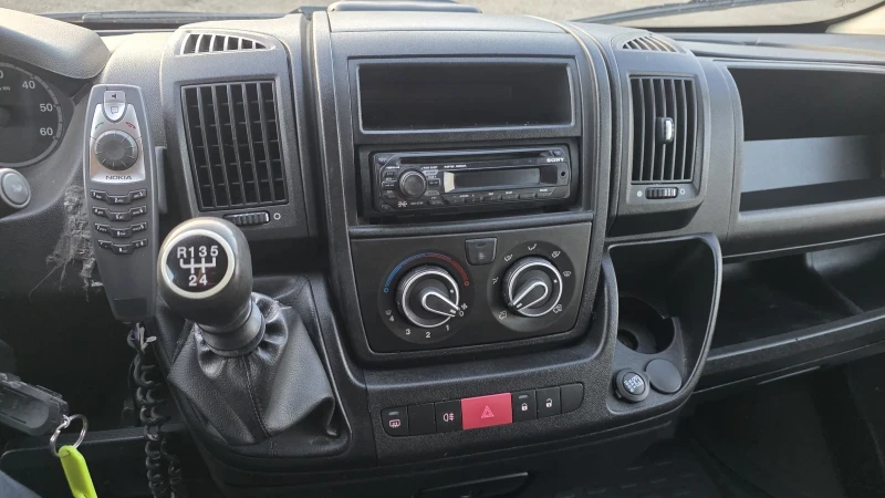 Peugeot Boxer 2.2 HDI Климатик, снимка 10 - Бусове и автобуси - 52696469
