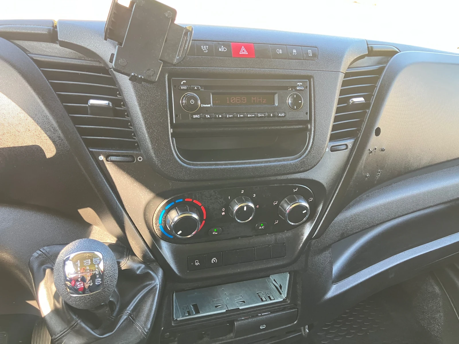 Iveco 35S18 35S17    4.10M  2.48H | Mobile.bg   16