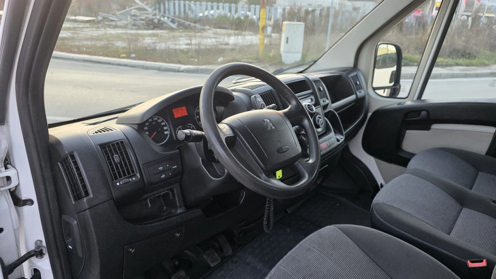 Peugeot Boxer 2.2 HDI Климатик - изображение 6