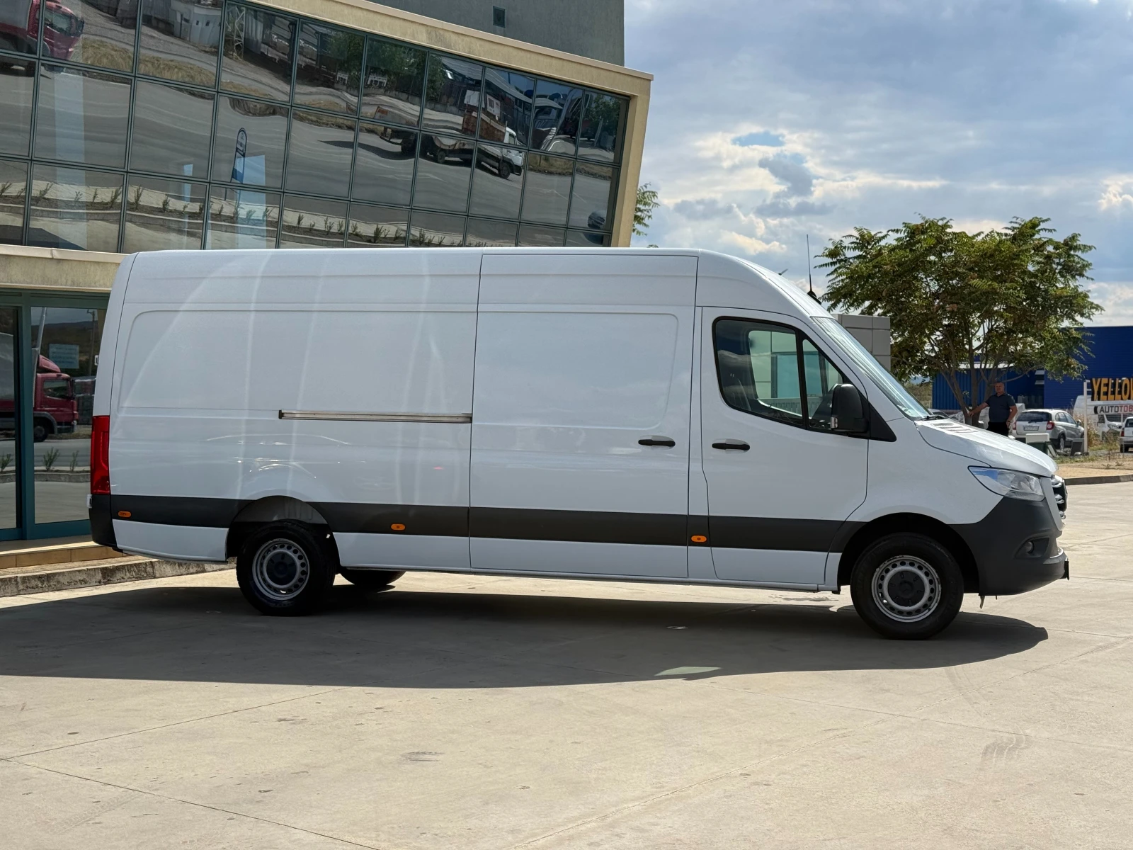 Mercedes-Benz Sprinter 318 317 CDI MAXI база, снимка 4 - Бусове и автобуси - 56127850