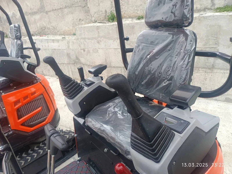 Багер Kobelco 1, 8 тон Чисто Нови, снимка 2 - Индустриална техника - 50104070