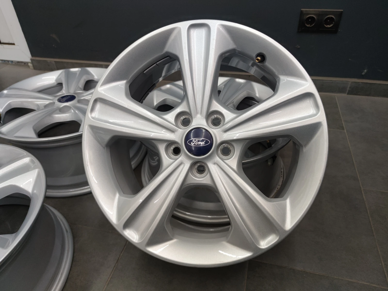   Ford | Mobile.bg   1