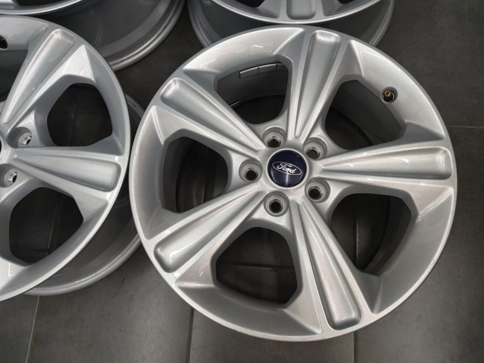   Ford | Mobile.bg   8