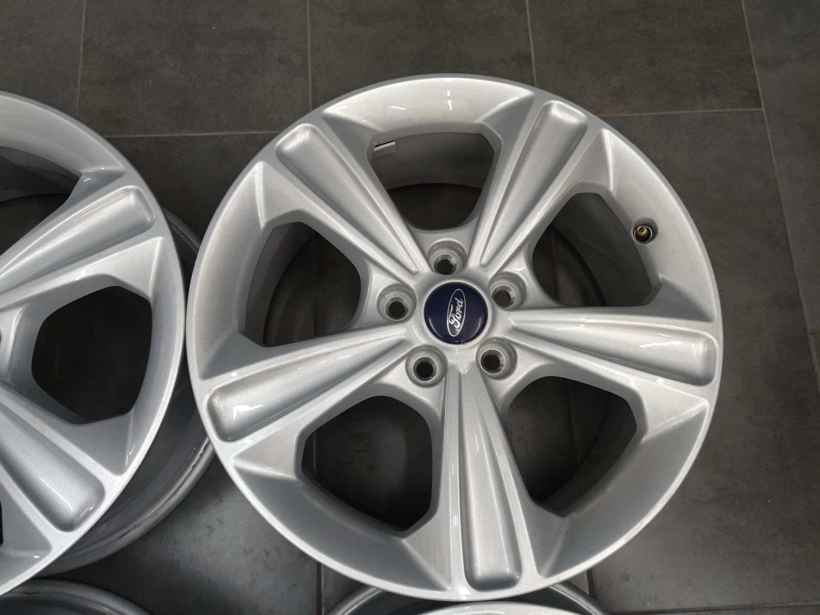   Ford | Mobile.bg   6