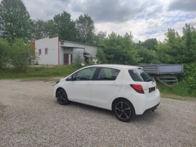 Toyota Yaris 1.3 отличен фул екстри евро 6, снимка 4