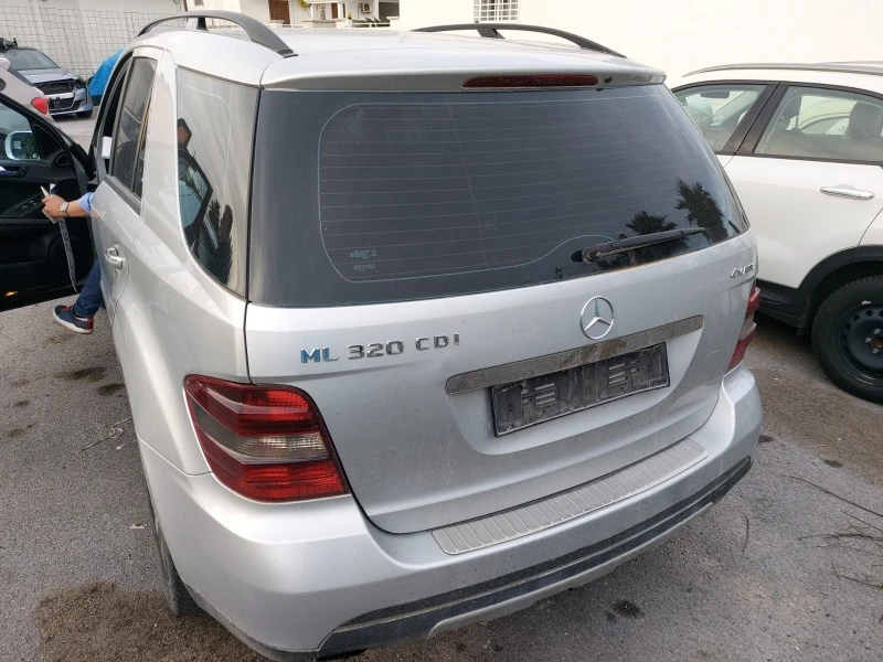 Mercedes-Benz ML 320cdi , снимка 4 - Автомобили и джипове - 21862775