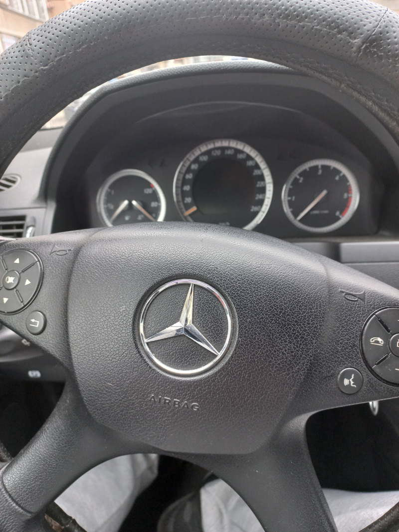 Mercedes-Benz C 200, снимка 5 - Автомобили и джипове - 46088146