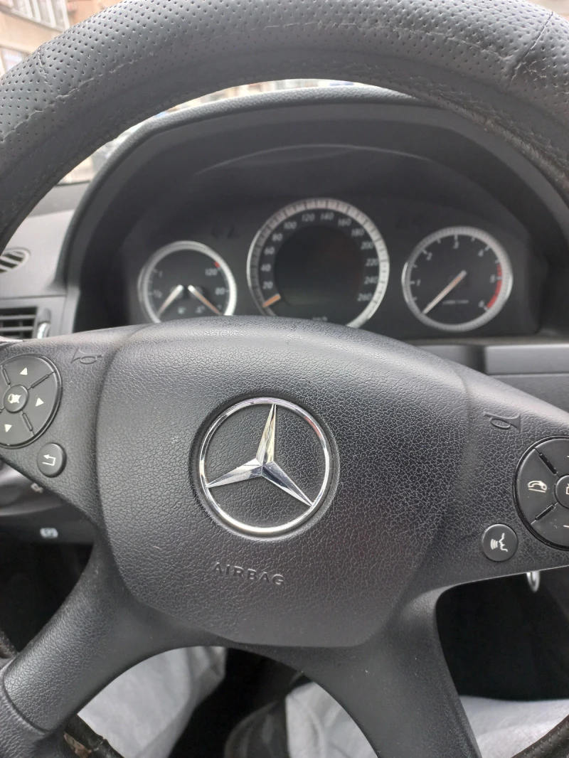 Mercedes-Benz C 200, снимка 5 - Автомобили и джипове - 47287143