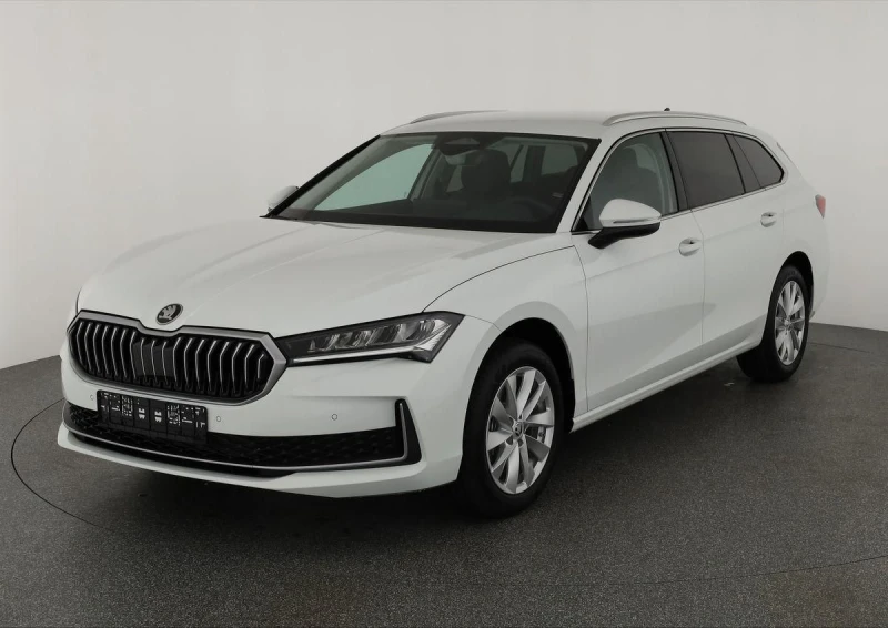 Skoda Superb Combi 1.5 TSI DSG Selection, снимка 1 - Автомобили и джипове - 49459987