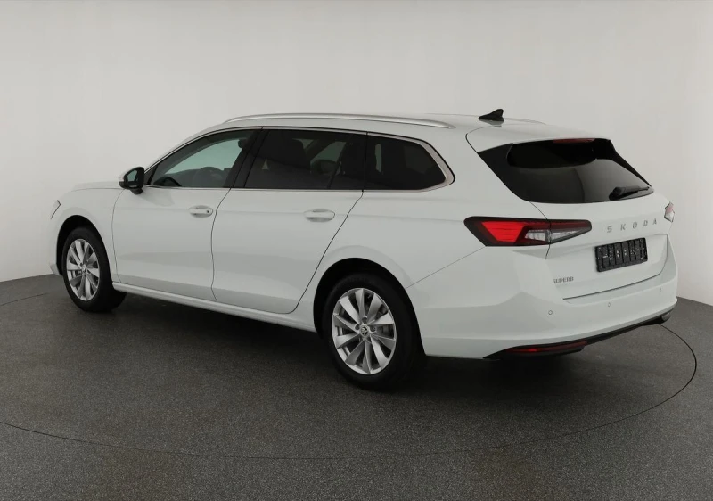 Skoda Superb Combi 1.5 TSI DSG Selection, снимка 4 - Автомобили и джипове - 48956735