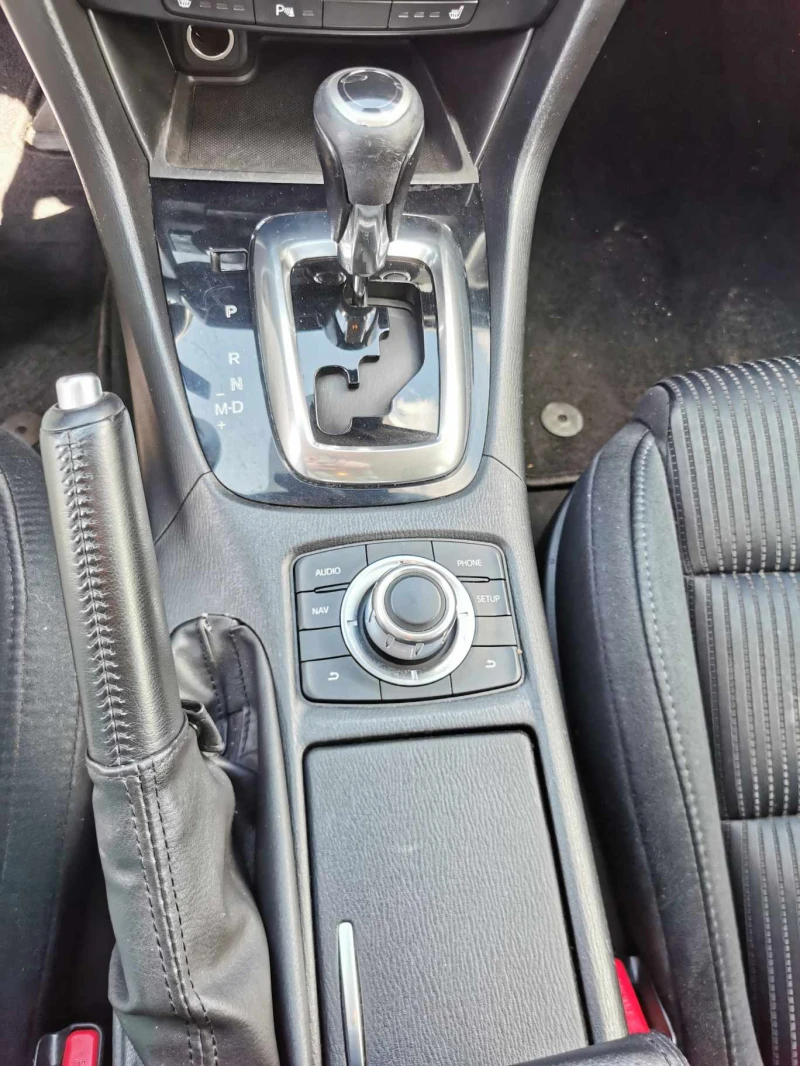 Mazda 6 2.2d SkyActive BG NAVI, снимка 13 - Автомобили и джипове - 51396826