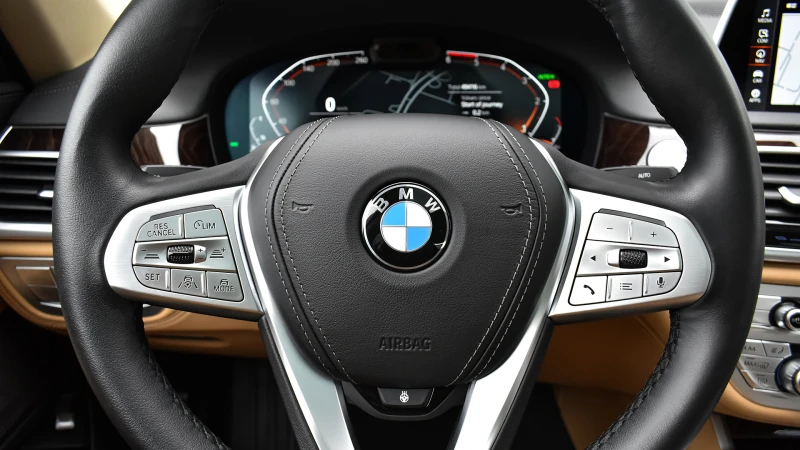BMW 730 d xDrive Steptronic, снимка 9 - Автомобили и джипове - 49920313