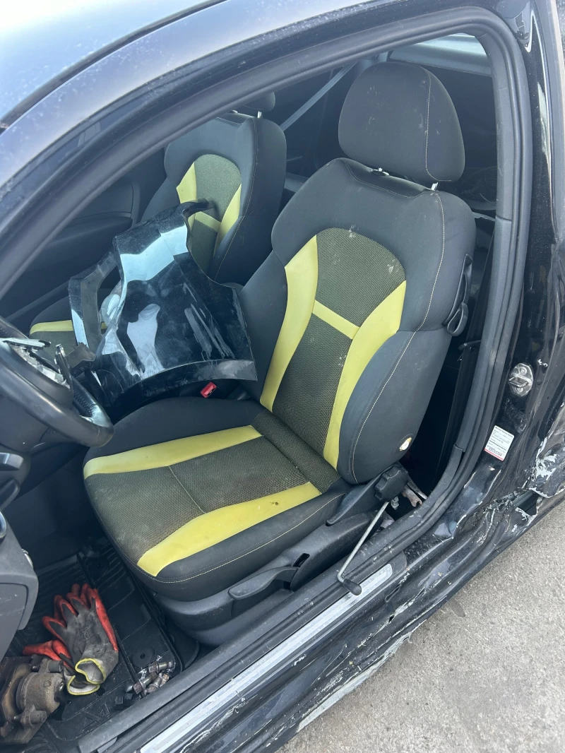 Audi A1 1.4 турбо на части, снимка 4 - Автомобили и джипове - 49926479