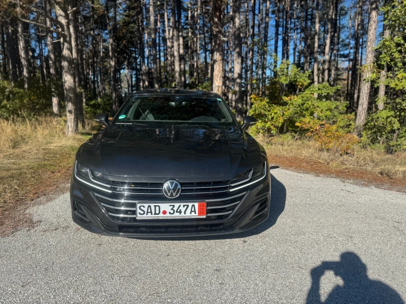 VW Arteon R-LINE Топ състояние, снимка 2 - Автомобили и джипове - 52173220