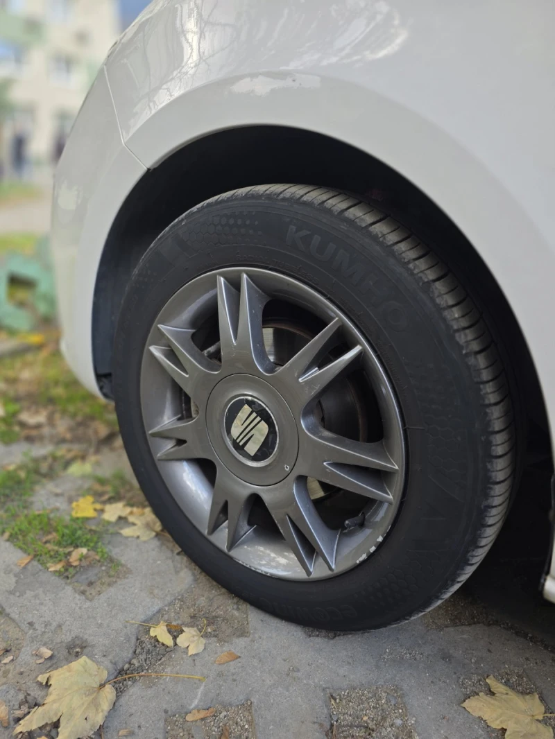 Seat Ibiza 1.2 tdi, снимка 13 - Автомобили и джипове - 52221184