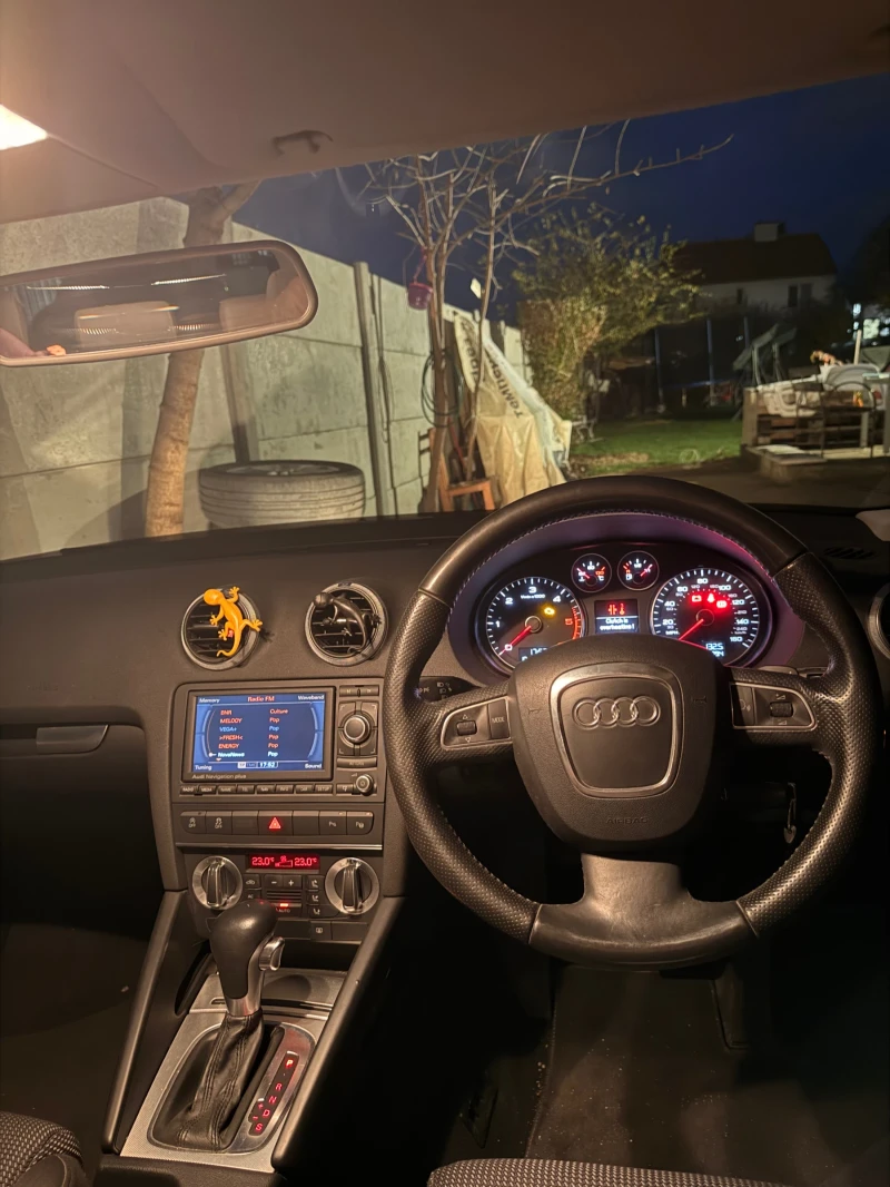 Audi A3 Sportback 2010 1.6 TDI   7 DSG   FULL EXTRAS  , снимка 4 - Автомобили и джипове - 52368776