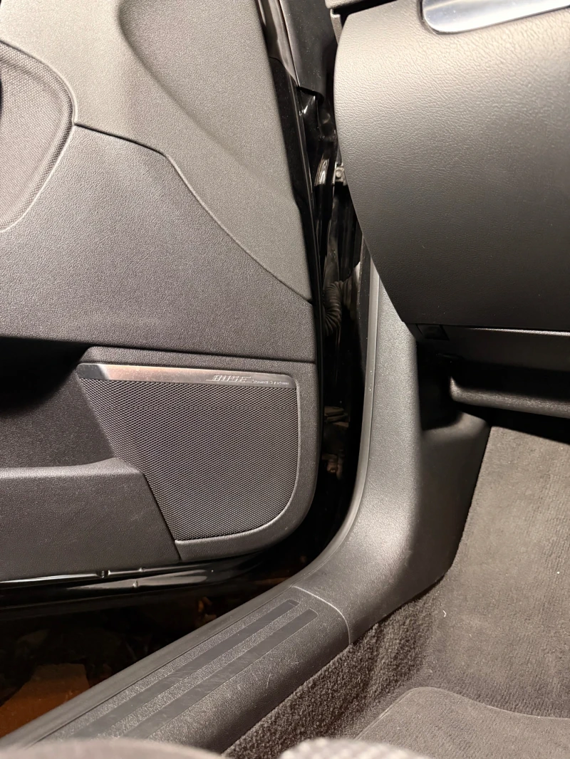 Audi A3 Sportback 2010 1.6 TDI   7 DSG   FULL EXTRAS  , снимка 9 - Автомобили и джипове - 52368776