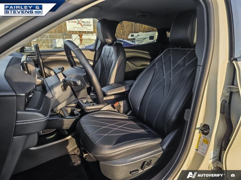 Ford Mustang Mach-E Select AWD, снимка 6 - Автомобили и джипове - 52699507