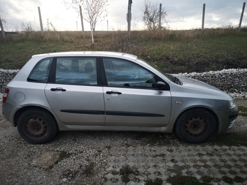 Fiat Stilo 1.9 JTD, снимка 2 - Автомобили и джипове - 52581779