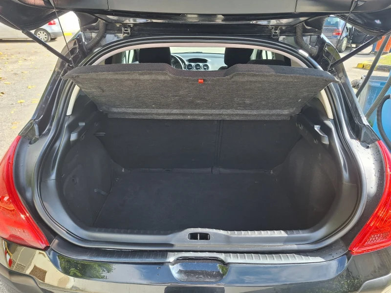 Peugeot 308 1.6 HDI, снимка 14 - Автомобили и джипове - 52712801