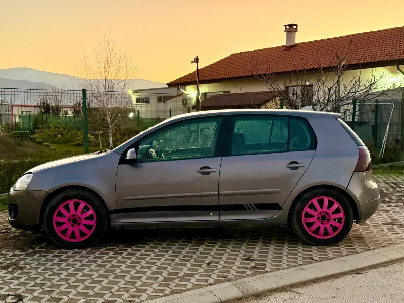VW Golf, снимка 4 - Автомобили и джипове - 52776667