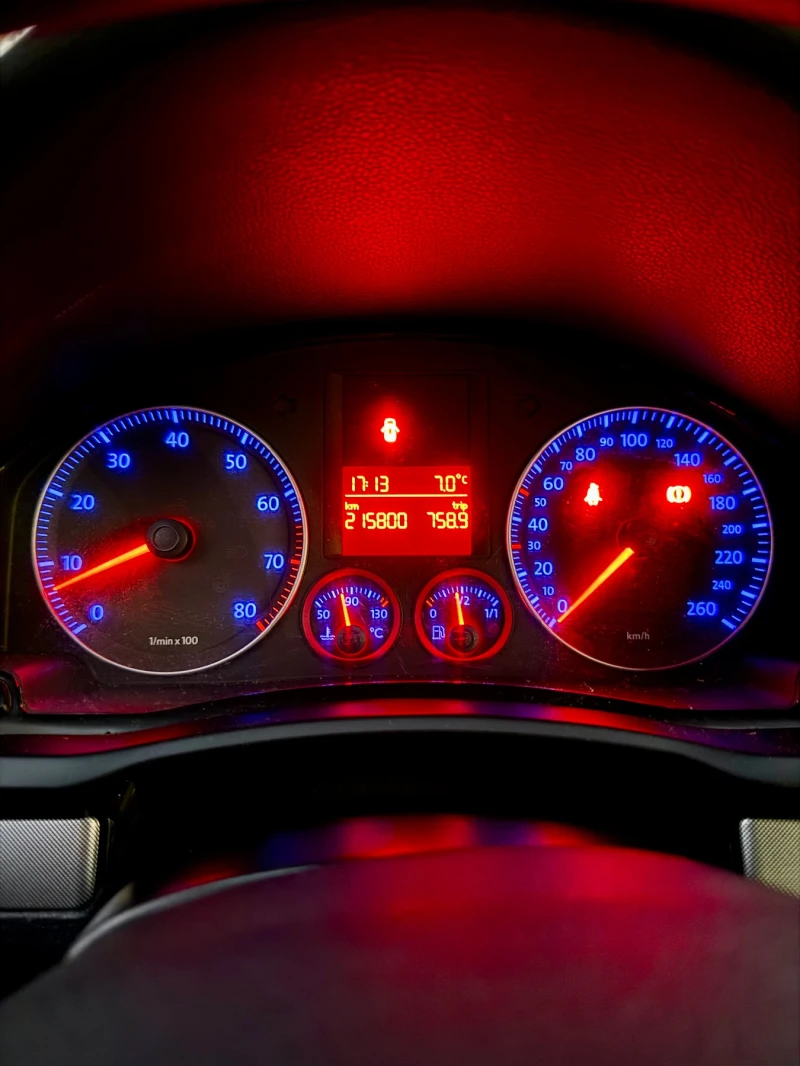 VW Golf, снимка 6 - Автомобили и джипове - 52776667