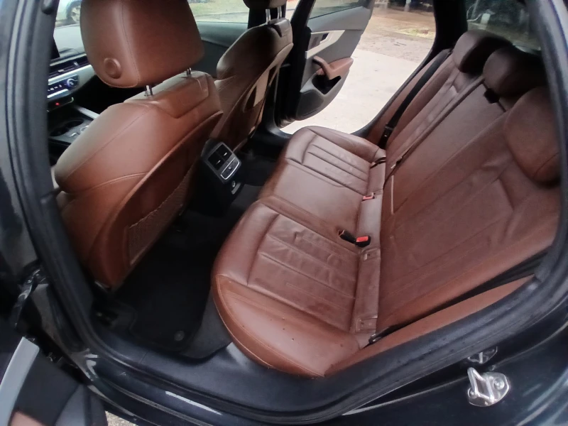 Audi A4 2, 0 tdi Digital, снимка 9 - Автомобили и джипове - 52974970