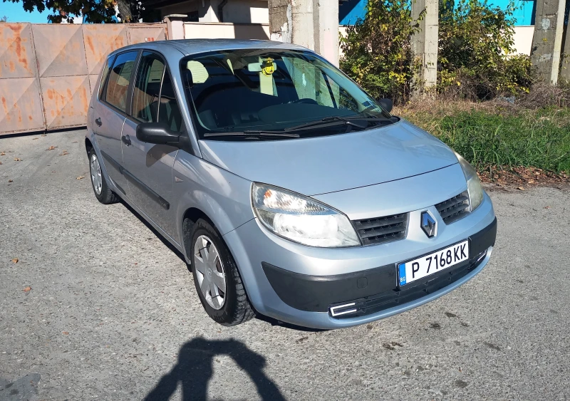 Renault Scenic, снимка 2 - Автомобили и джипове - 53140344