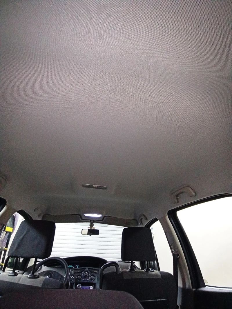 Renault Scenic, снимка 10 - Автомобили и джипове - 53140344