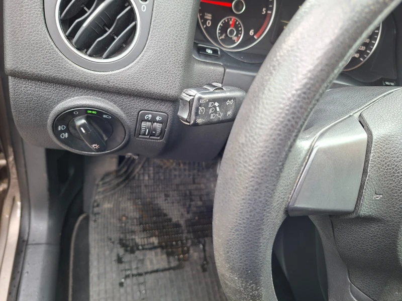 VW Golf Plus, снимка 7 - Автомобили и джипове - 53561584