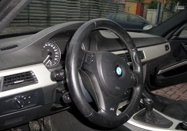 BMW 320 na chasti m pake, снимка 2 - Автомобили и джипове - 3786642