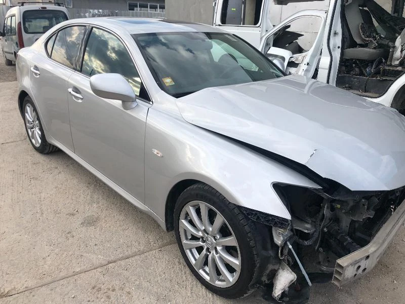 Lexus IS 250, снимка 3 - Автомобили и джипове - 22921389