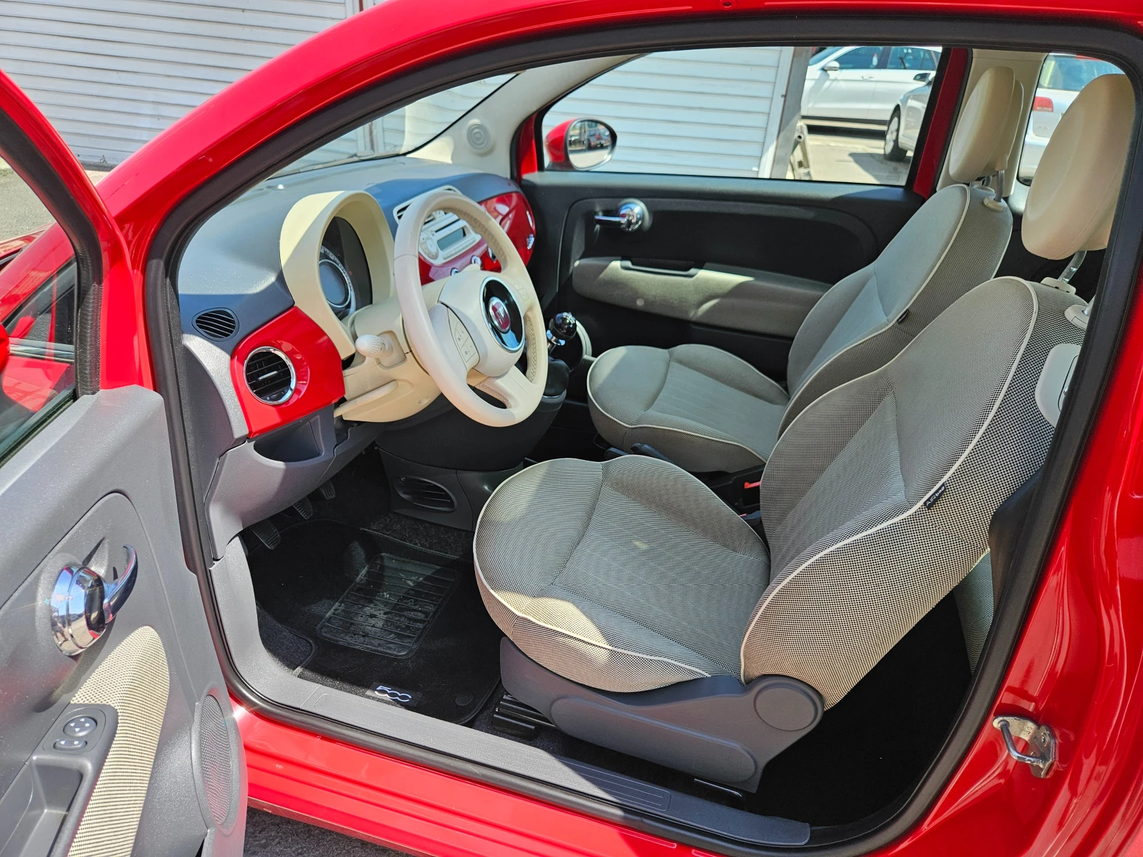 Fiat 500 1.2I/69k.c/160000km/КЛИМАТИК/ПАНОРАМА/EURO 5A/ТОП - изображение 9