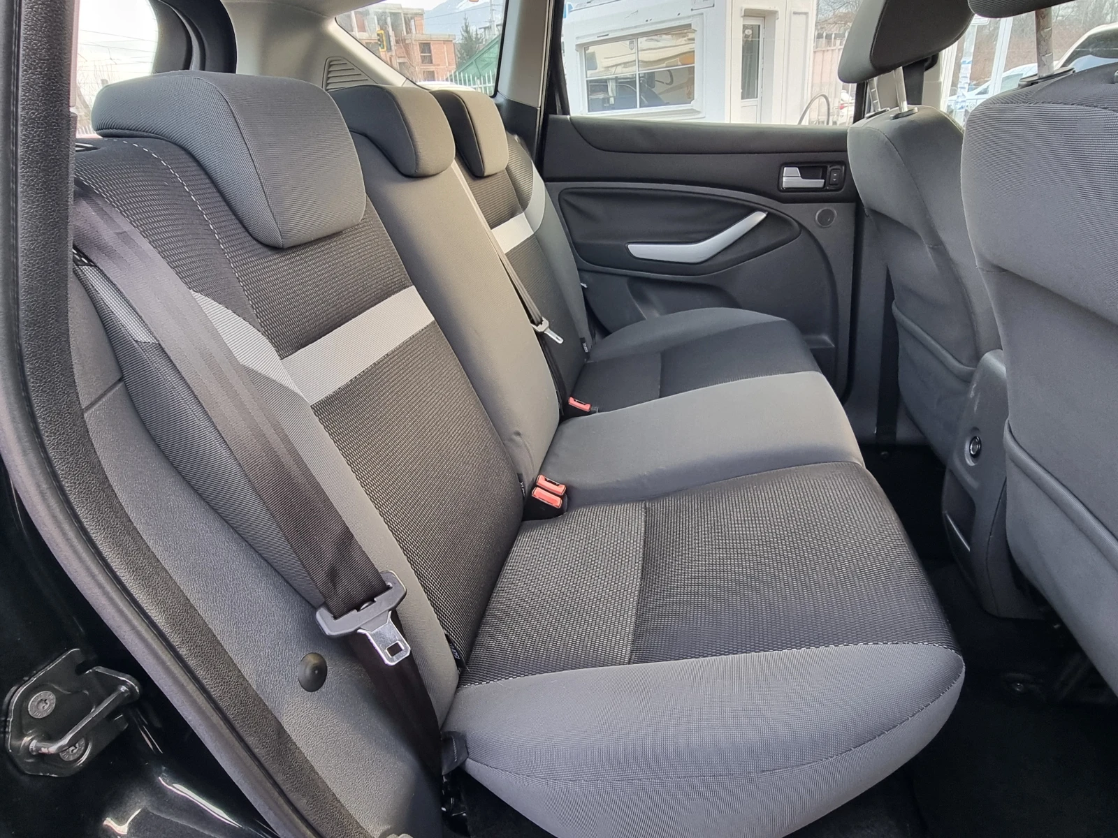 Ford Kuga 2.0 136 К.С. | Mobile.bg — изображение 13