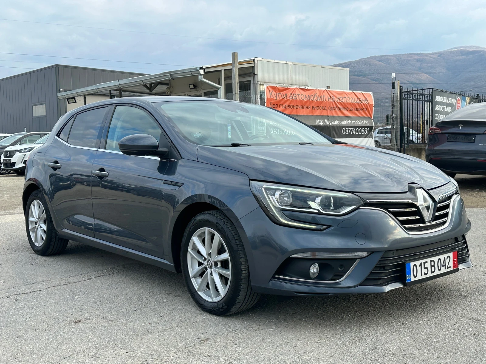 Renault Megane 1.5DCI AUTOMATIC - изображение 3