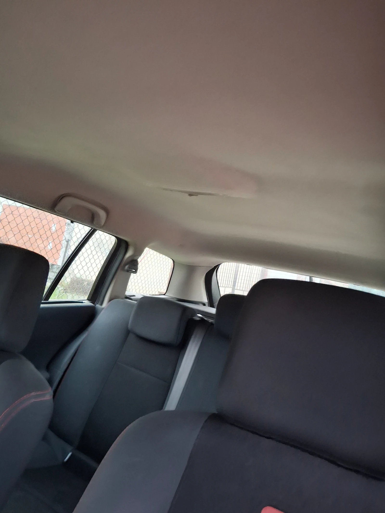 Renault Megane 1.5dci комби - изображение 8