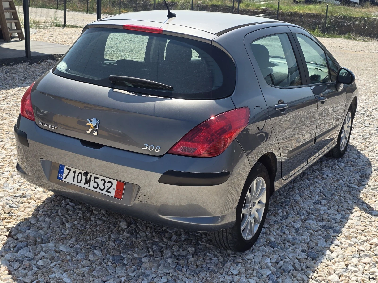 Peugeot 308 1.4i/НАВИ/КАМЕРА! - изображение 5