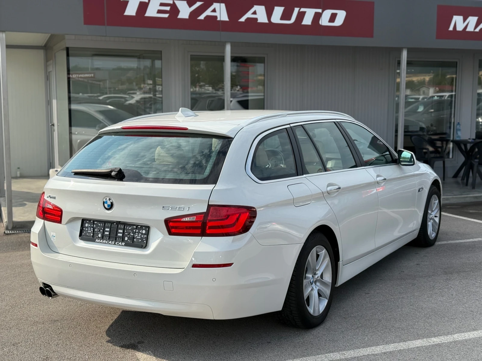 BMW 528 2.0i INDIVIDUAL* АВТОМАТИК* КОЖА* ЛИЗИНГ - изображение 5