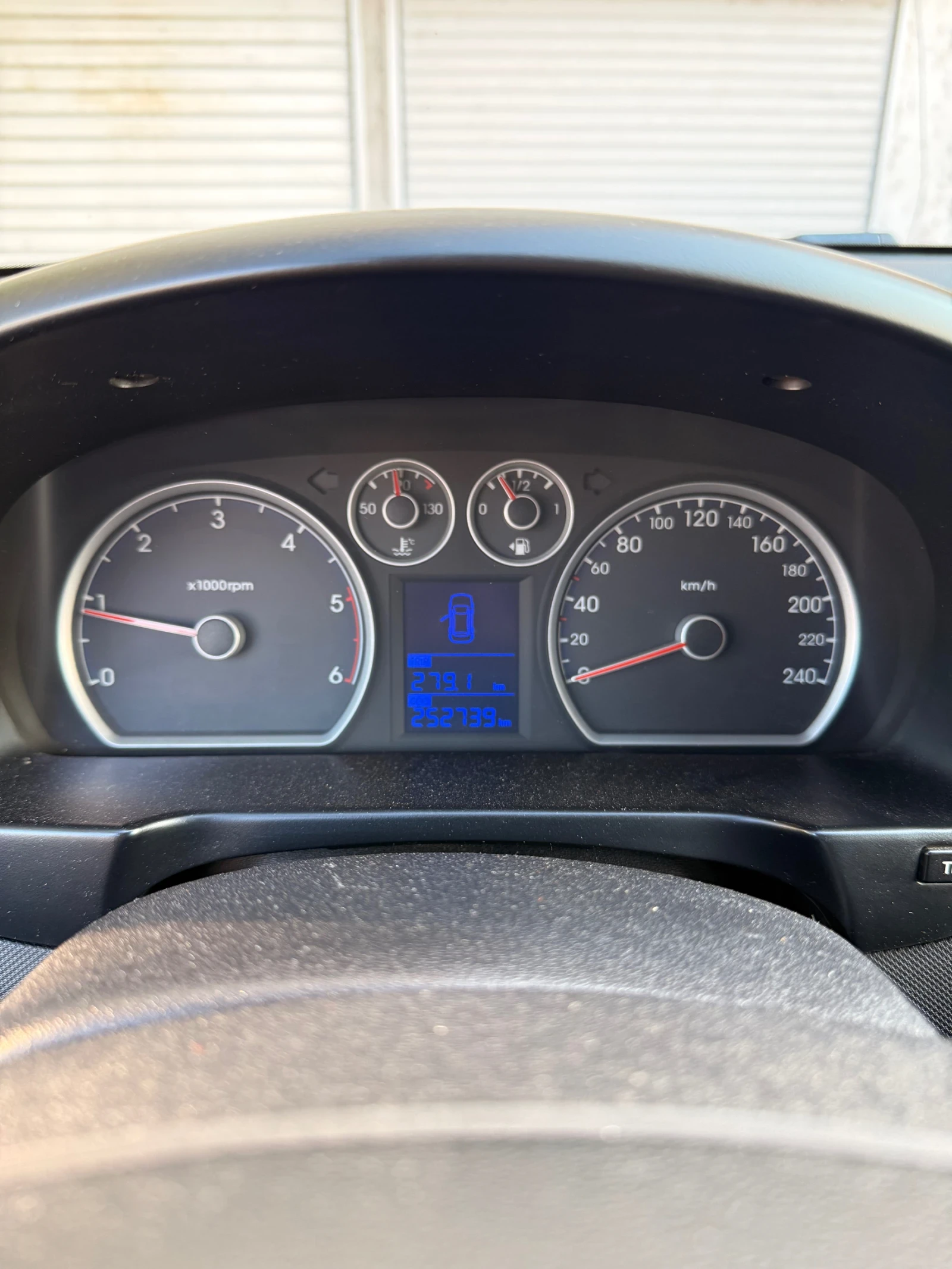 Hyundai I30 1.6CRDI 90 к.с. - изображение 7