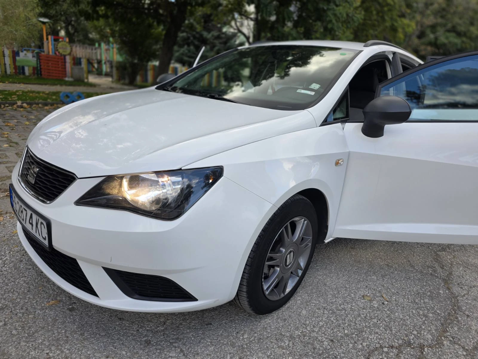 Seat Ibiza 1.2 tdi - изображение 9