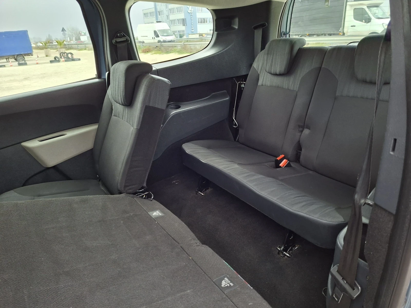 Dacia Lodgy 1.6i/6+ 1/110000/ | Mobile.bg   13